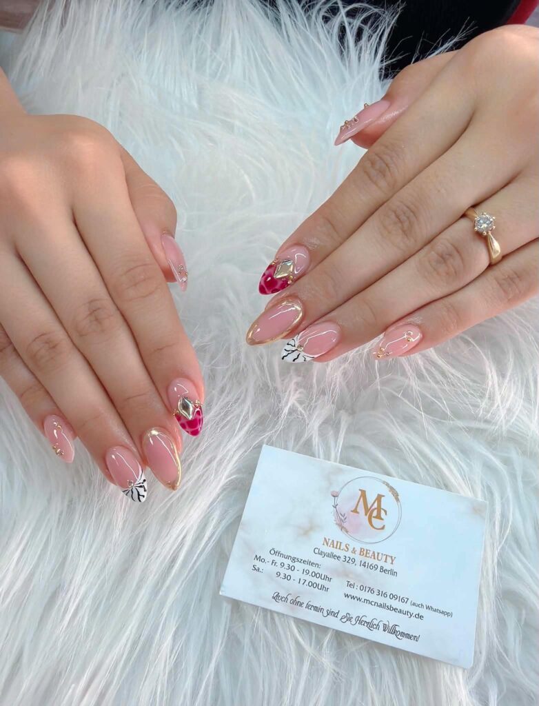 Luxuriöse French Maniküre & 3D Naildesign in Berlin Zehlendorf