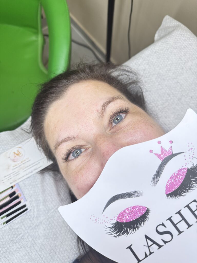 2–3D Cat-Eye Wimpernverlängerung Berlin Zehlendorf